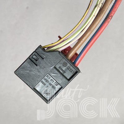 Разъем oe 3C0972725 разборка бу