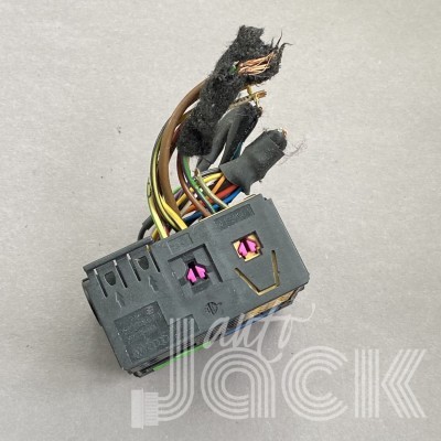 Разъем oe 3B7035444A разборка бу