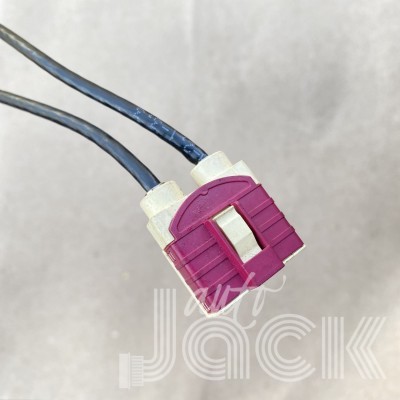 Роз'єм для Audi oe RT-59Z017-000