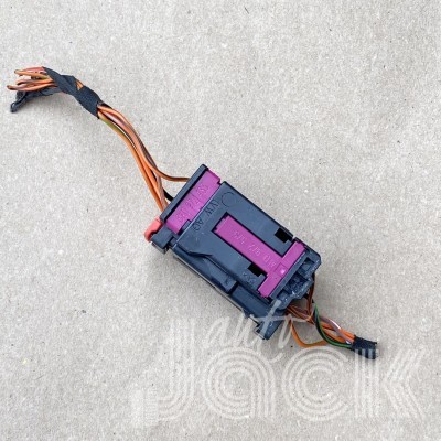 Роз'єм для Audi oe 4F0972575 Роз'єм для Audi oe 4F0972575