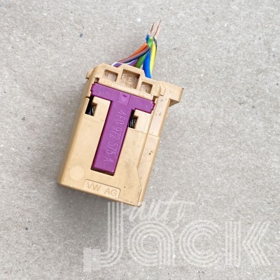 Роз'єм для Audi oe 4F0972575A Роз'єм для Audi oe 4F0972575A