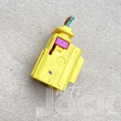 Роз'єм для Volkswagen oe 7L0972764 разборка бу