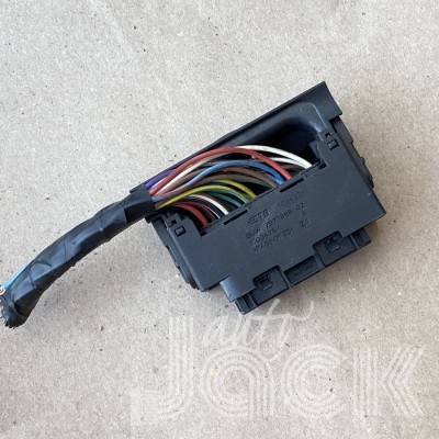 Роз'єм ECU для BMW oe 7577868