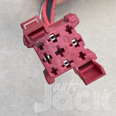 Роз'єм для Audi oe 4H0937527