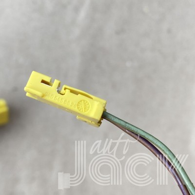 Роз'єм для Mercedes Benz oe 0405456628