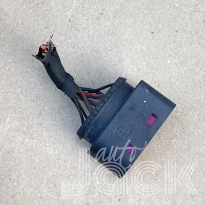 Роз'єм для Audi oe 1J0973737