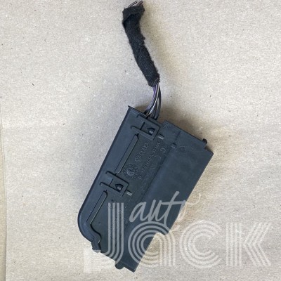 Роз'єм для Audi oe 8K0937501