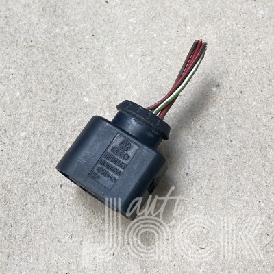 Роз'єм для Audi oe 8K0973704