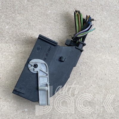 Роз'єм для Mercedes Benz oe 0055452730