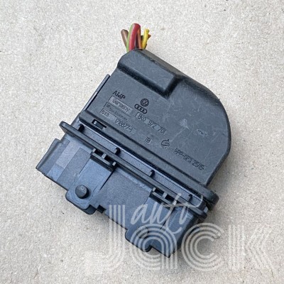 Роз'єм для Audi oe 8K0972701