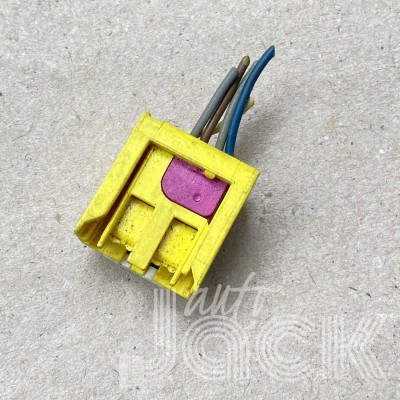 Роз'єм для Audi oe 4E0973205