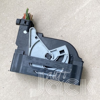 Роз'єм для Audi oe 5Q0973046