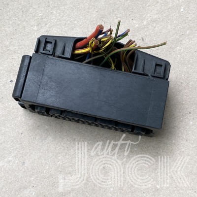 Роз'єм для BMW oe 61139214817 Роз'єм для BMW oe 61139214817