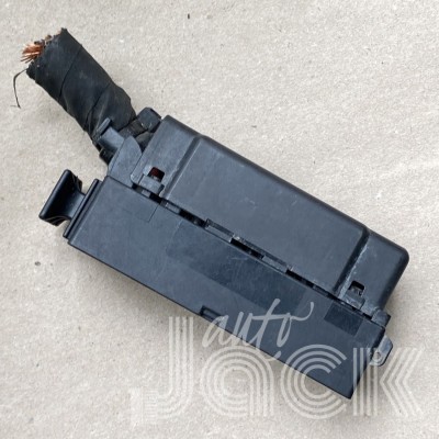 Роз'єм для Audi oe 7L0973047 Роз'єм для Audi oe 7L0973047