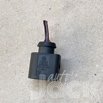 Роз'єм для Audi oe 3D0973703 разборка бу