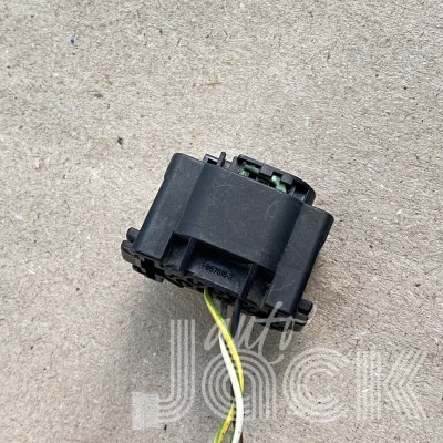 Роз'єм для Land Rover oe 1-967616-2