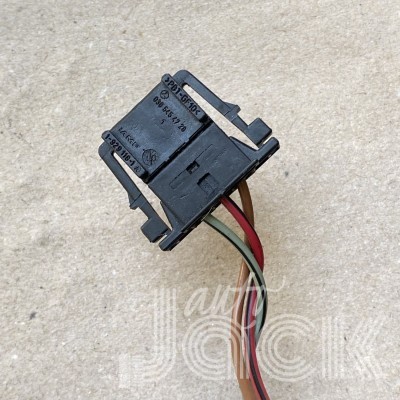 Разъем для Mercedes Benz oe 0385454728 разборка бу
