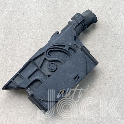 Роз'єм для Mercedes Benz oe A0009821509