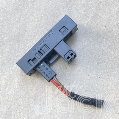 Роз'єм для Mercedes Benz oe A0465456628 разборка бу