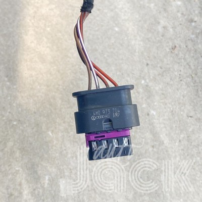 Роз'єм для Audi oe 4F0973704 Роз'єм для Audi oe 4F0973704