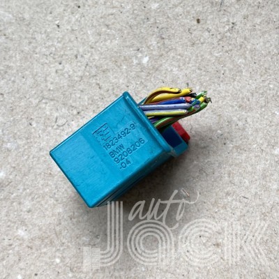 Роз'єм для BMW oe 9208206 Роз'єм для BMW oe 9208206