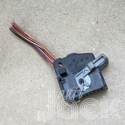 Роз'єм для Mercedes Benz oe 0525450530 Роз'єм для Mercedes Benz oe 0525450530