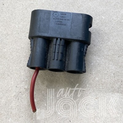 Роз'єм для Mercedes Benz oe A2125400581