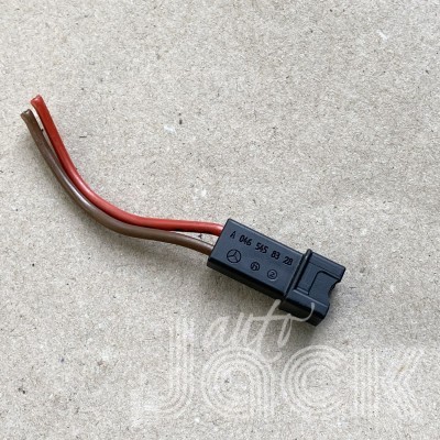 Роз'єм для Mercedes Benz oe A0465458328 разборка бу