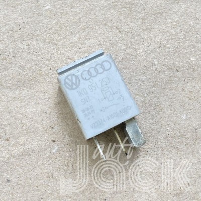 Реле oe 1K0951253 разборка бу