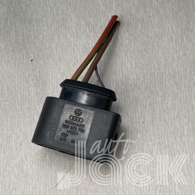 Роз'єм для Audi oe 8K0973724 Роз'єм для Audi oe 8K0973724