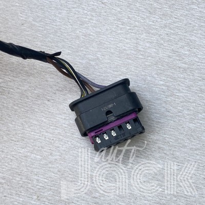 Роз'єм для Land Rover oe 121413971