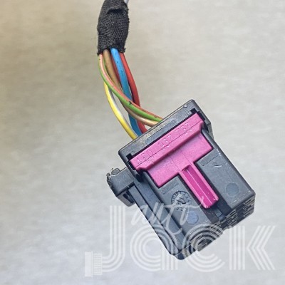 Роз'єм для Audi oe 4F0937733