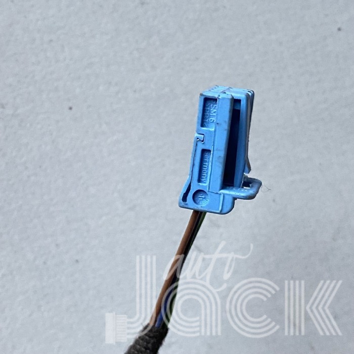 Роз'єм для Audi oe 1K0972704G