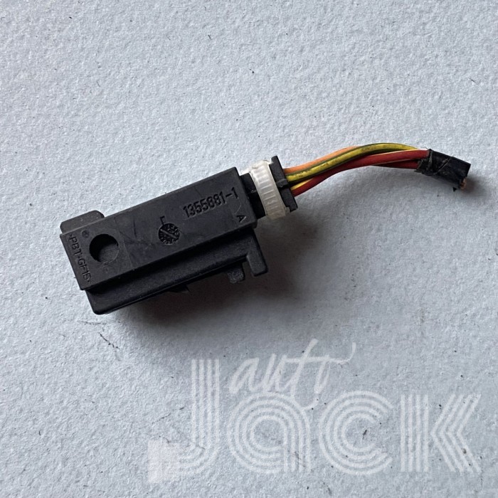 Разъем для Ford oe 1355881