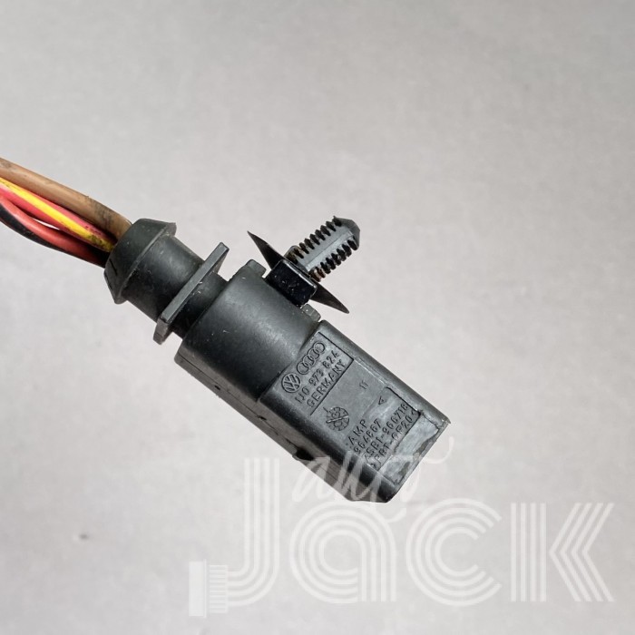 Роз'єм для Audi oe 1J0973824