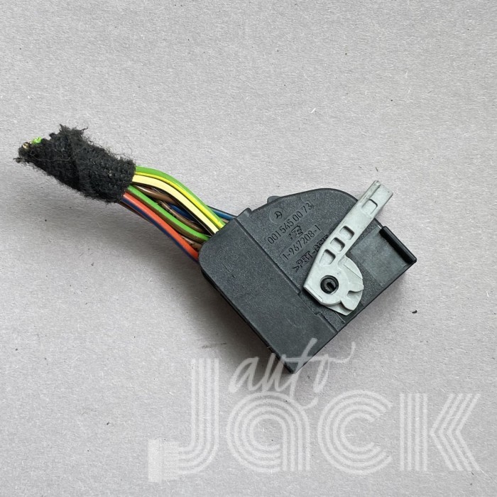 Роз'єм для Mercedes Benz oe 0015450073