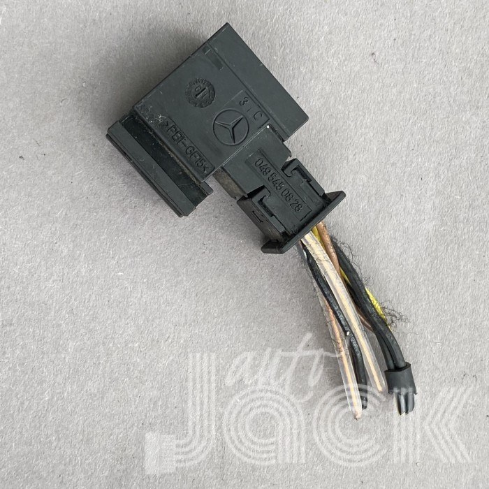 Разъем для Mercedes Benz oe 0495450828