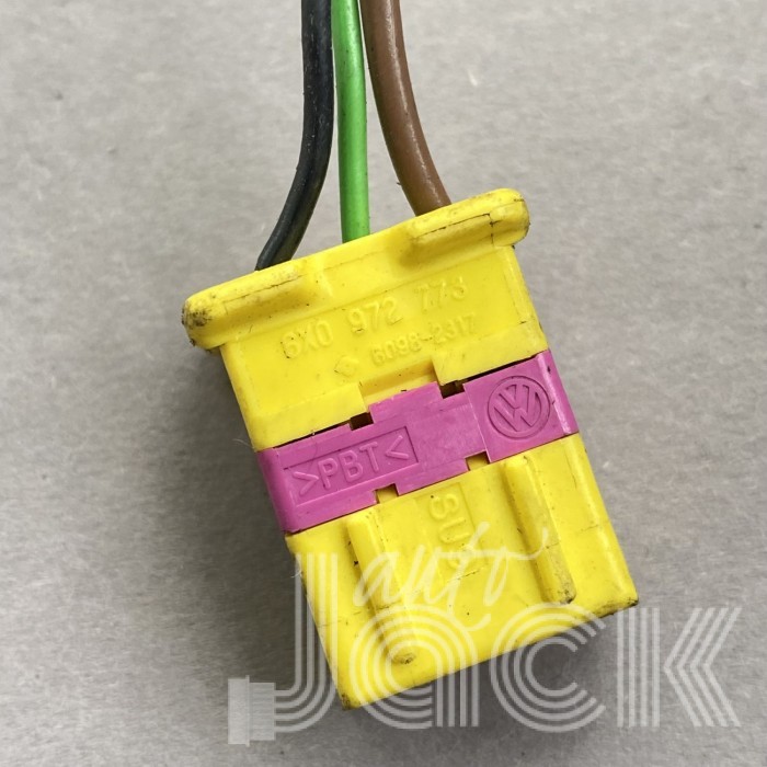 Разъем для Volkswagen oe 6X0972773