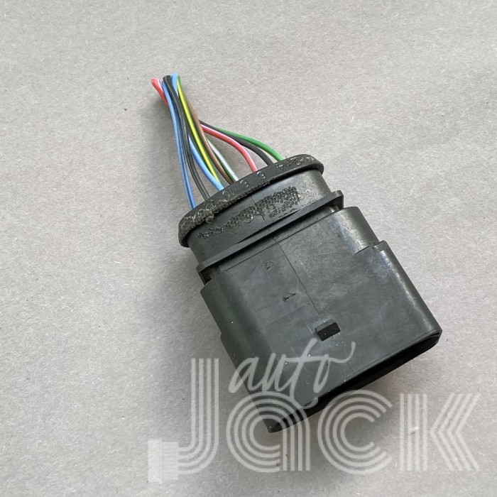 Роз'єм для Audi oe 6X0973817