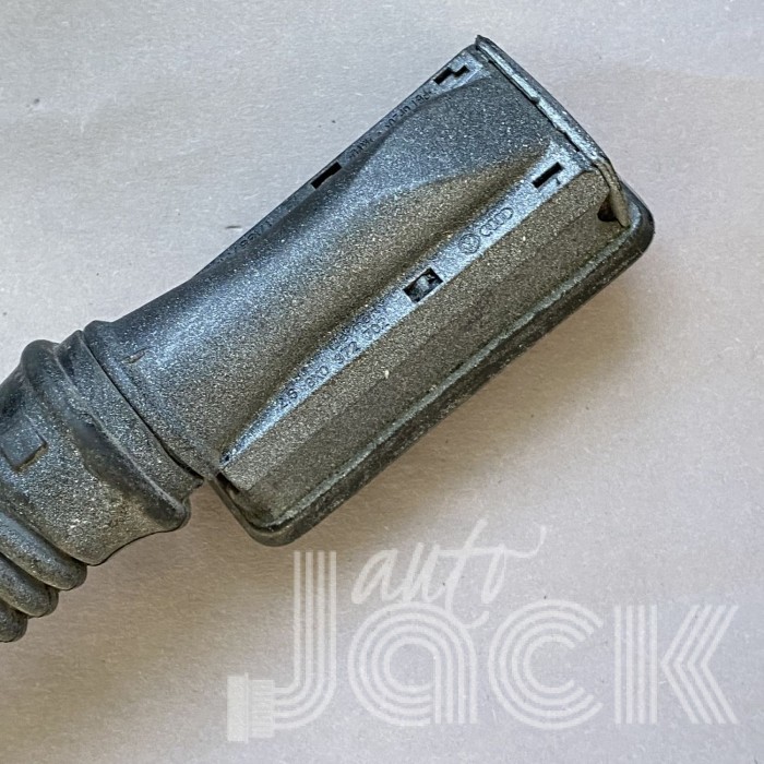 Роз'єм для Audi oe 8K0972702