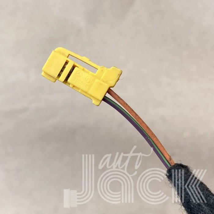 Роз'єм для Mercedes Benz oe 0405456728