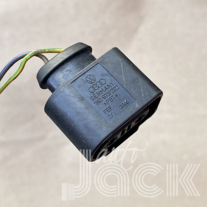 Роз'єм для Volkswagen oe 1K0973202