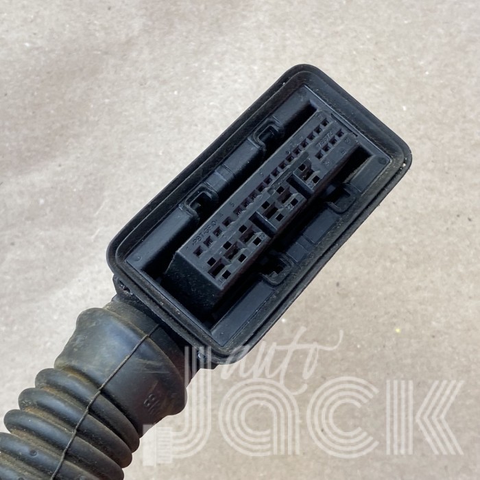 Роз'єм для Audi oe 8K0972702