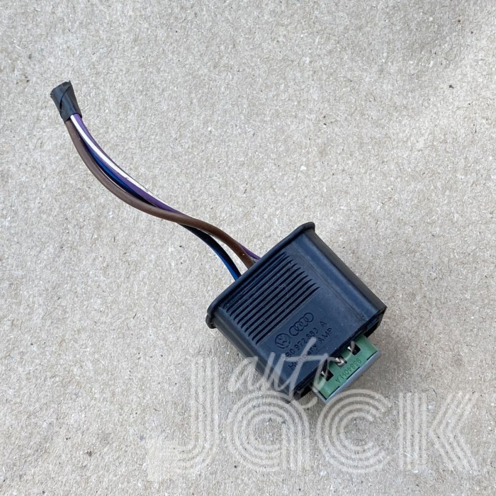 Роз'єм для Audi oe 4B0972883A