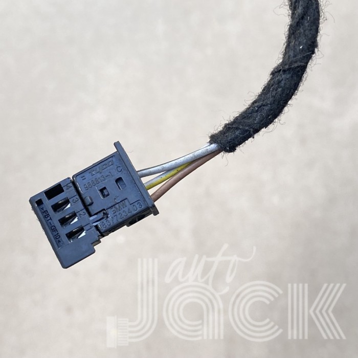 Роз'єм для BMW oe 8377234