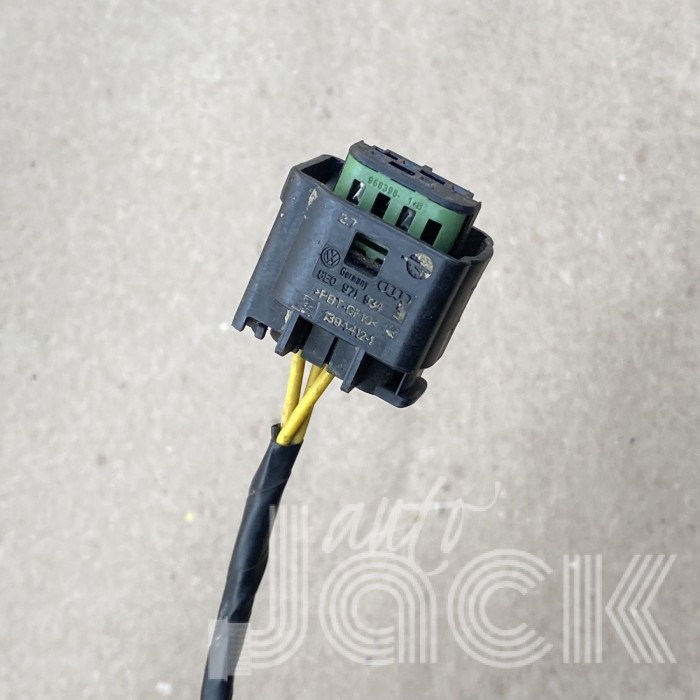 Роз'єм для Audi oe 8E0971934