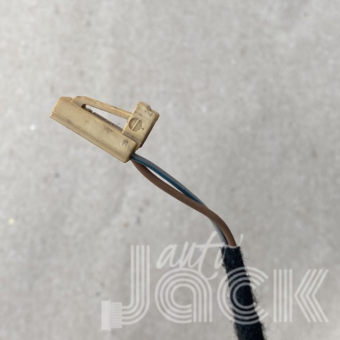 Роз'єм для Audi oe 4B0971832A Роз'єм для Audi oe 4B0971832A