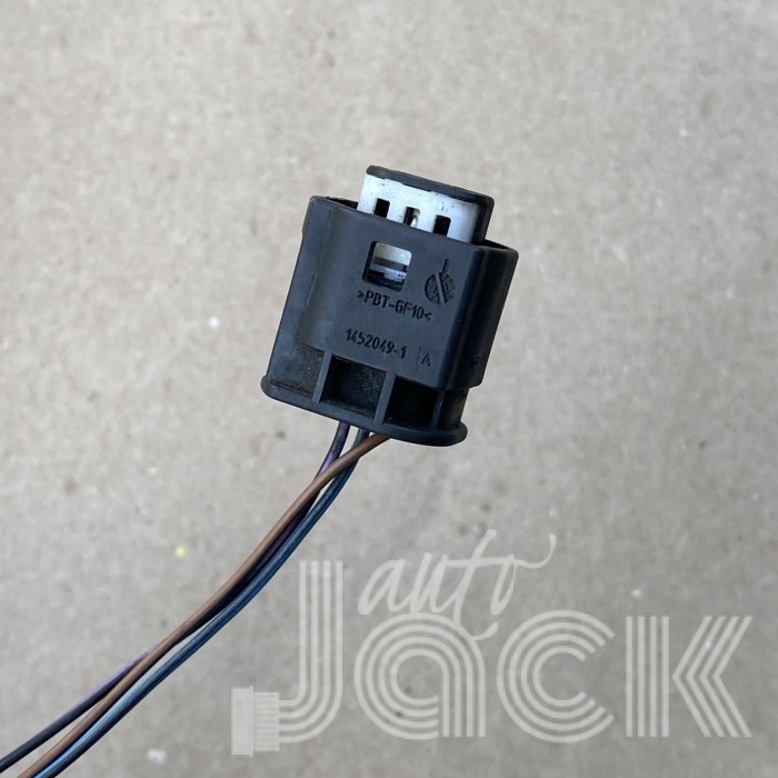 Роз'єм для Audi oe 1452049