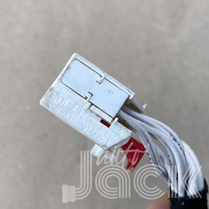 Роз'єм для Audi oe 4M0971975