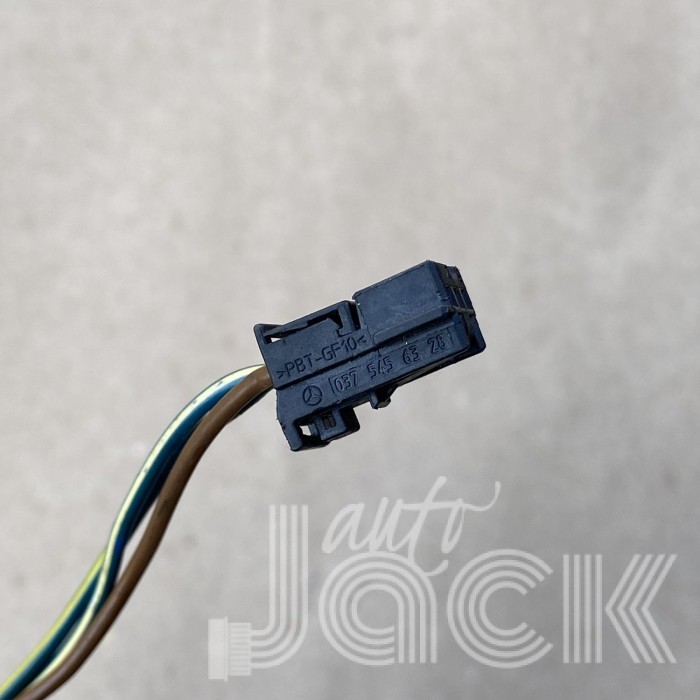 Роз'єм для Mercedes Benz oe 0375456328